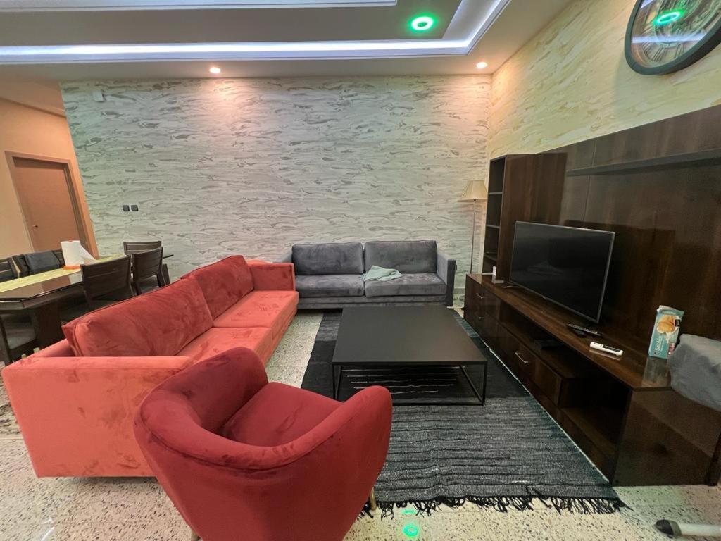 Smb-Gn Residence Lambandji - Electricite Et Wifi H24 Konakry Zewnętrze zdjęcie