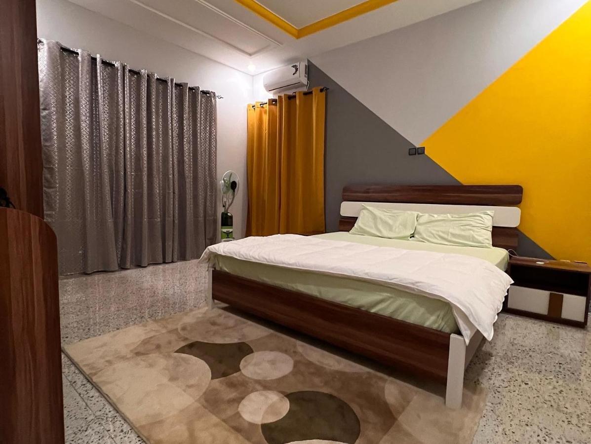 Smb-Gn Residence Lambandji - Electricite Et Wifi H24 Konakry Zewnętrze zdjęcie